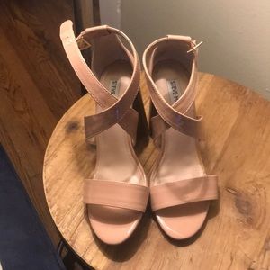 Steve Madden sandals size 7.5